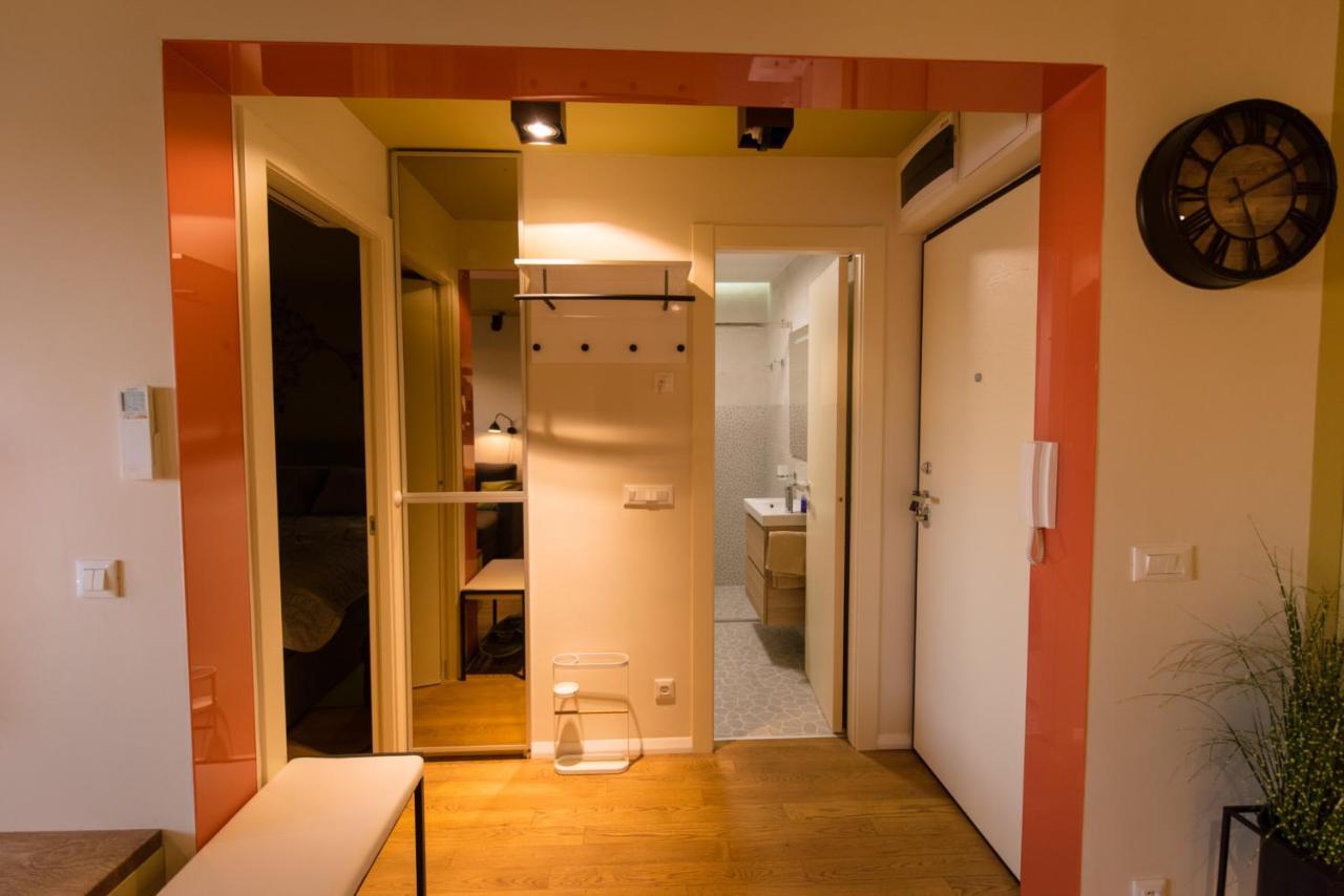 The Wall Apartment Zadar Bagian luar foto