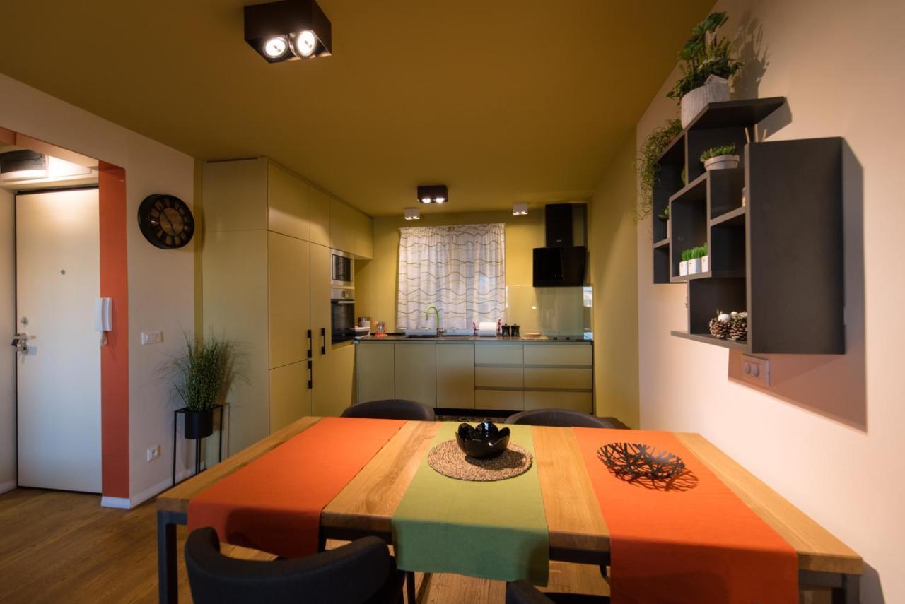 The Wall Apartment Zadar Bagian luar foto