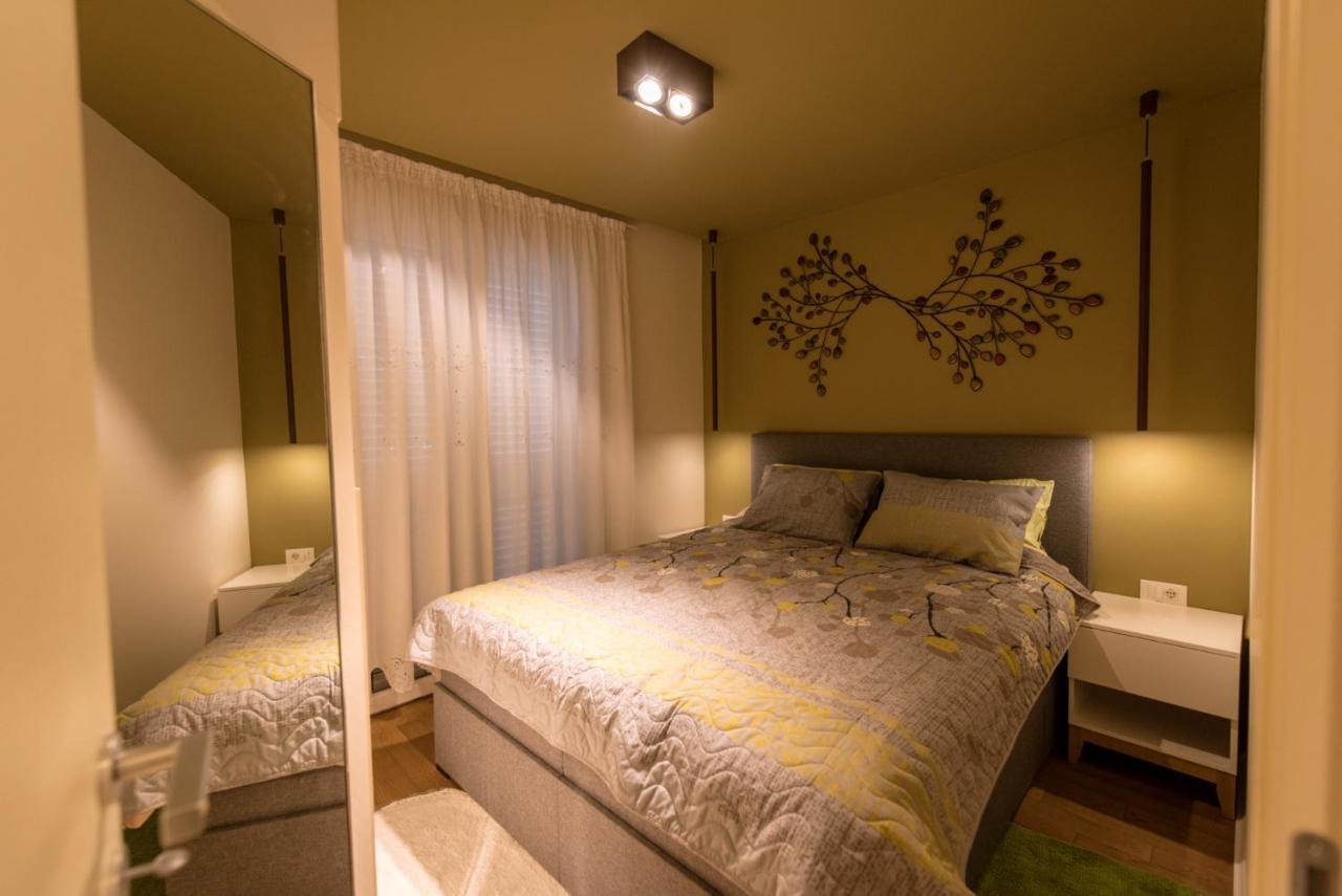 The Wall Apartment Zadar Bagian luar foto